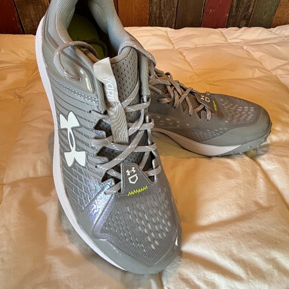 Under Armour Men's Charged Turf shoes - Size 13